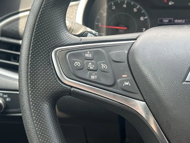 Used 2024 Red Chevrolet LT image 29