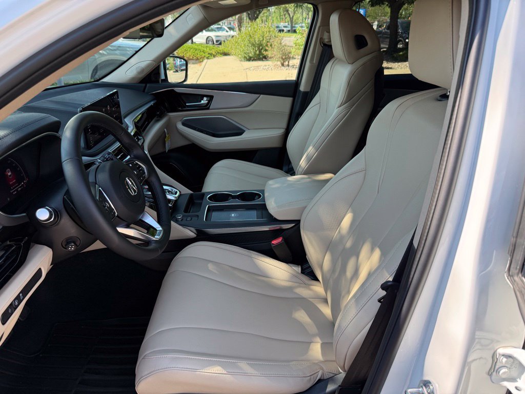 Certified Used 2026 Platinum White Pearl Acura  image 14