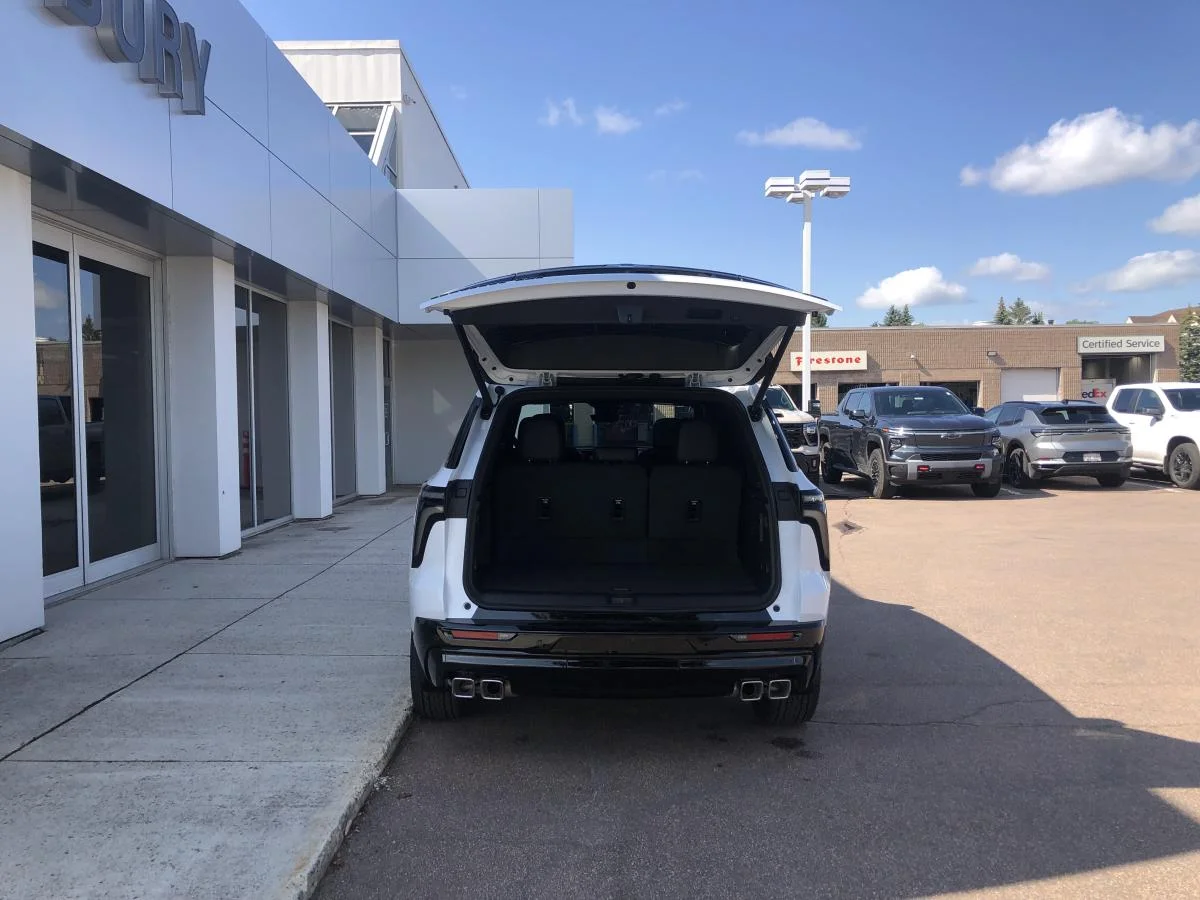 New 2026 White Chevrolet Awd 4dr Rs image 8