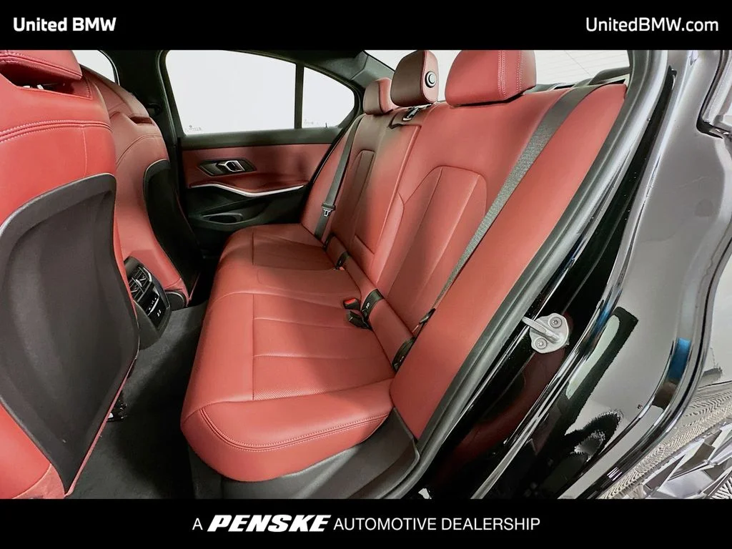 2025 BMW 3 Series 330i - Photo 25