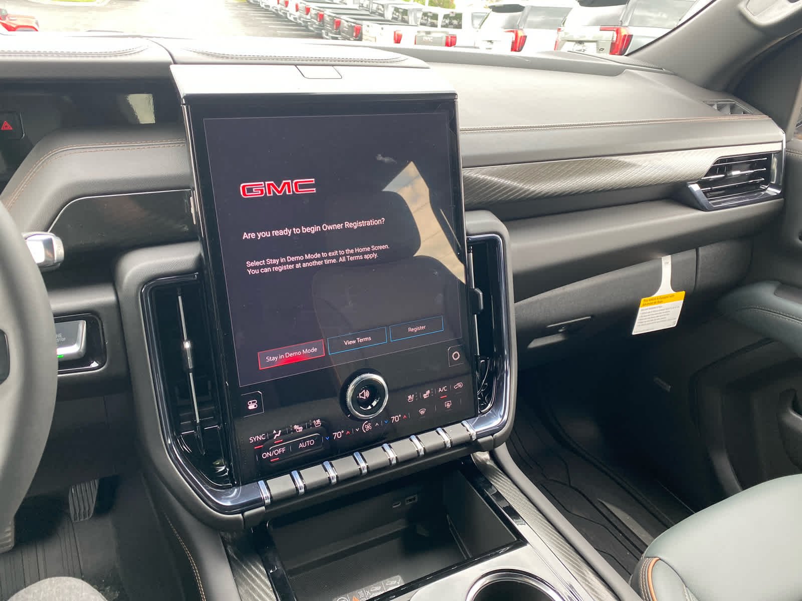 2026 GMC Yukon AT4 - Photo 17