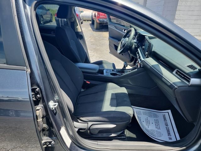 Used 2021 Gray Kia LXS image 43