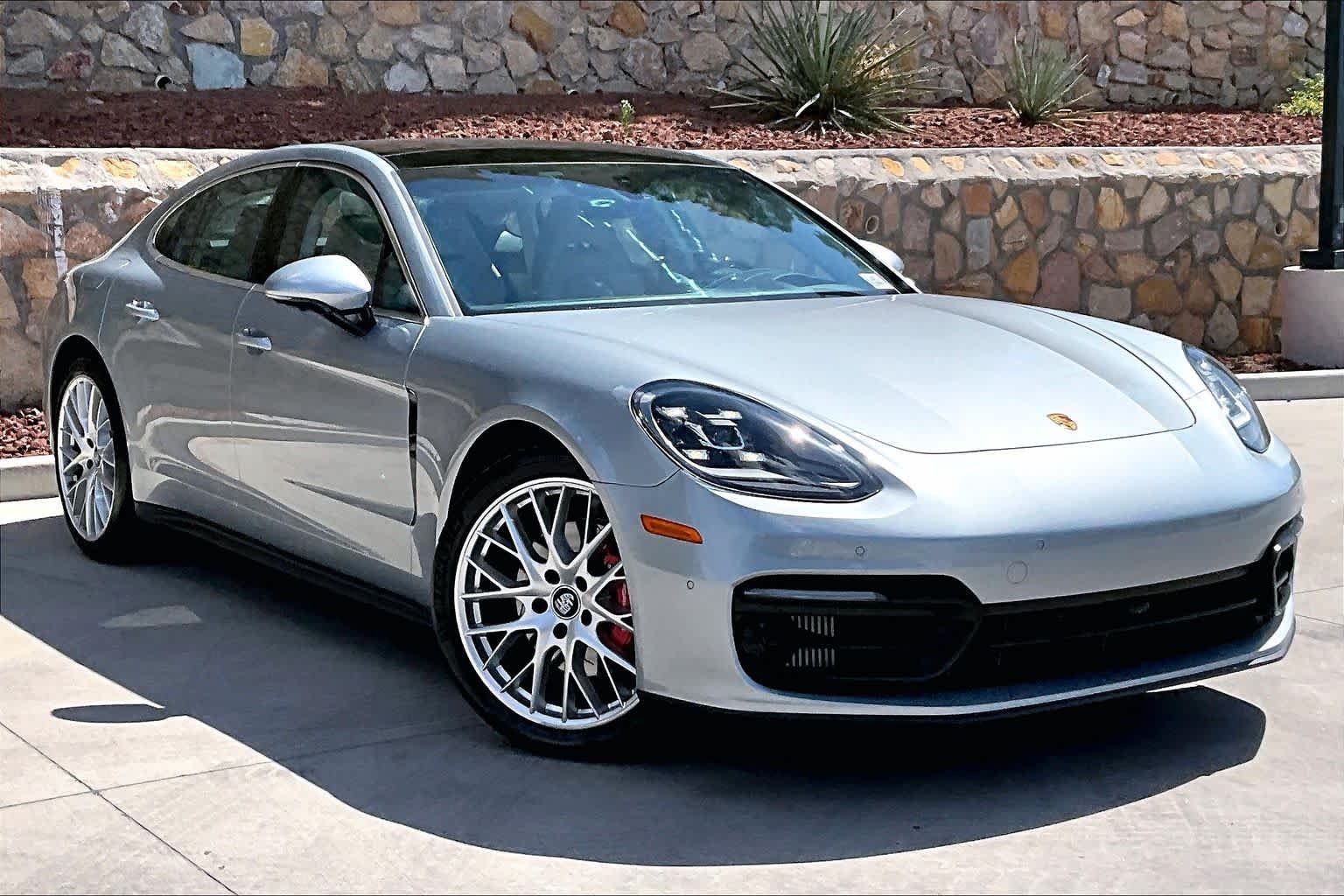 Certified Used 2022 Dolomite Silver Metallic Porsche 4S image 9