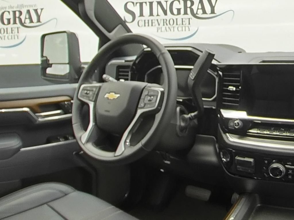 Used 2026 Sterling Gray Metallic Chevrolet High Country DRW image 16