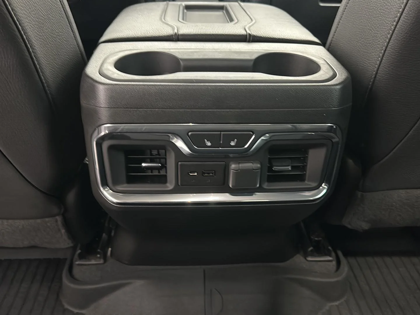 Used 2021 Pacific Blue Metallic GMC Denali image 24