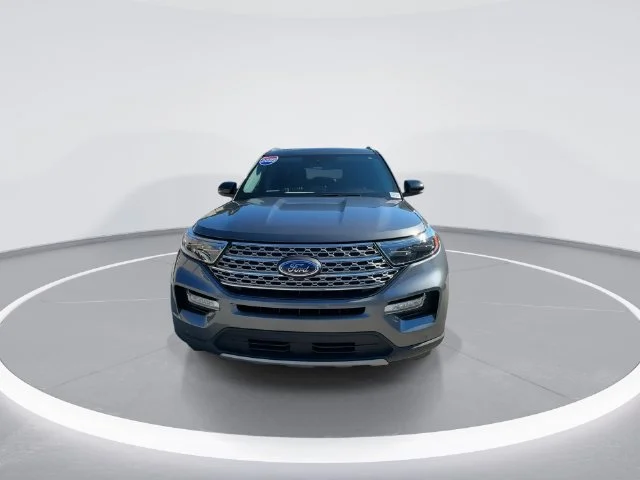 Used 2023 Gray Ford Limited image 2