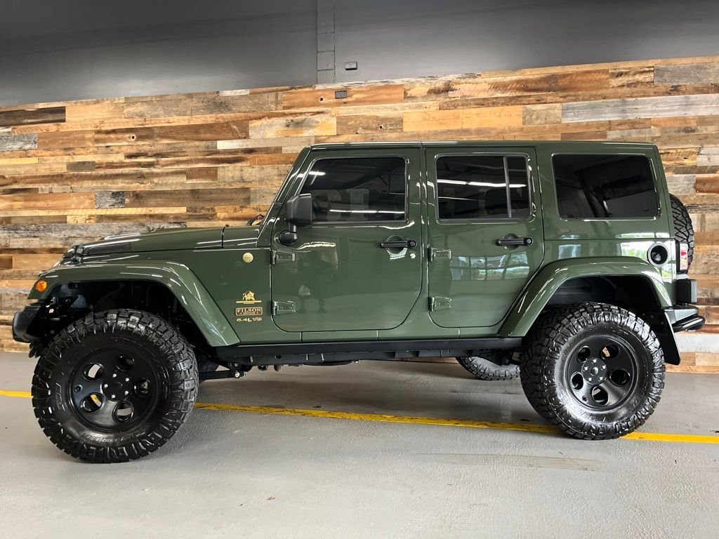 Used 2014 Black Clearcoat Jeep Unlimited Rubicon image 17