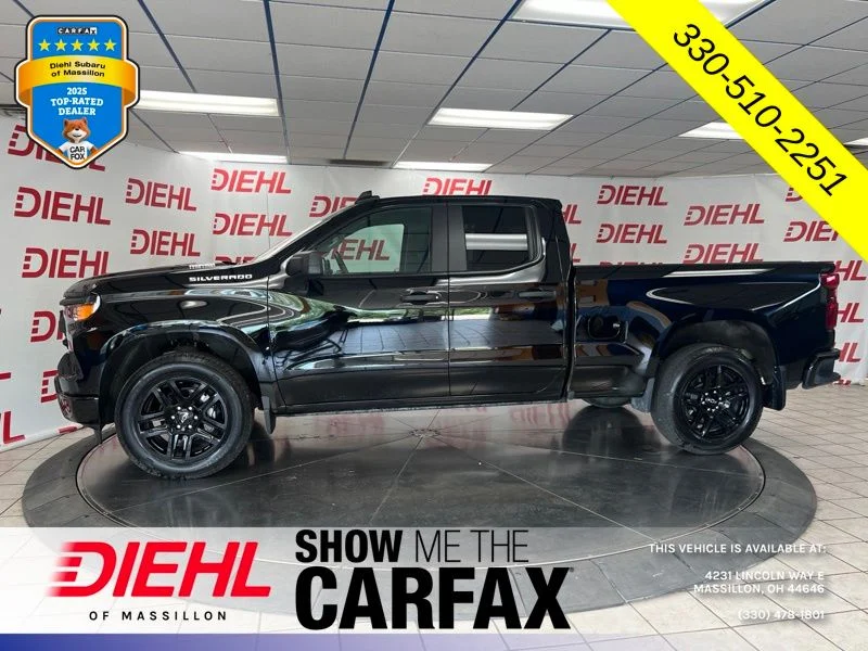 Used 2025 Black Chevrolet Custom image 3