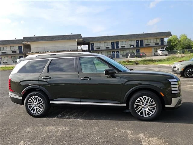 New 2026 Titan Charcoal Pearl Hyundai SEL Premium image 6