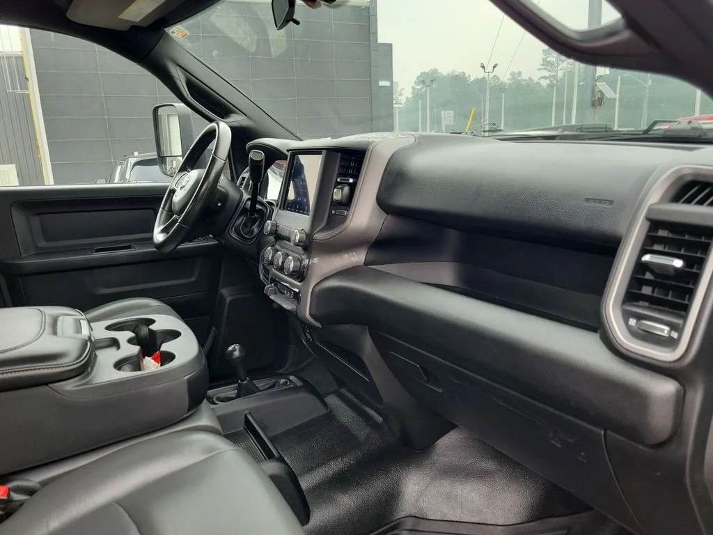 Used 2021 Silver Ram Tradesman image 34