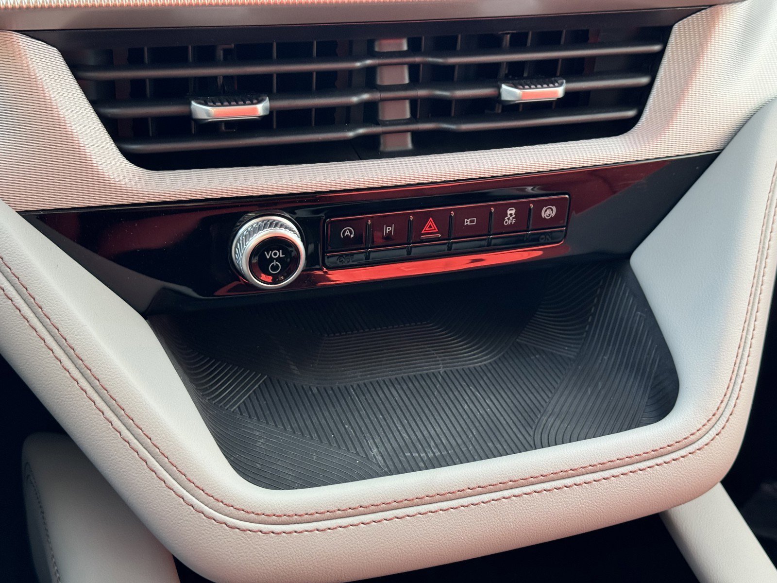 New 2025 White Ford Active image 15
