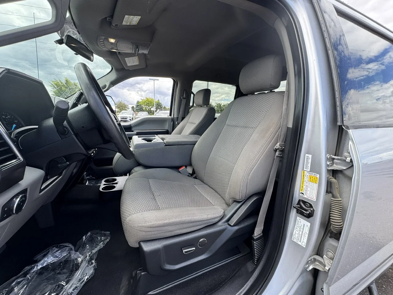 Used 2019 Ingot Silver Ford XLT image 12