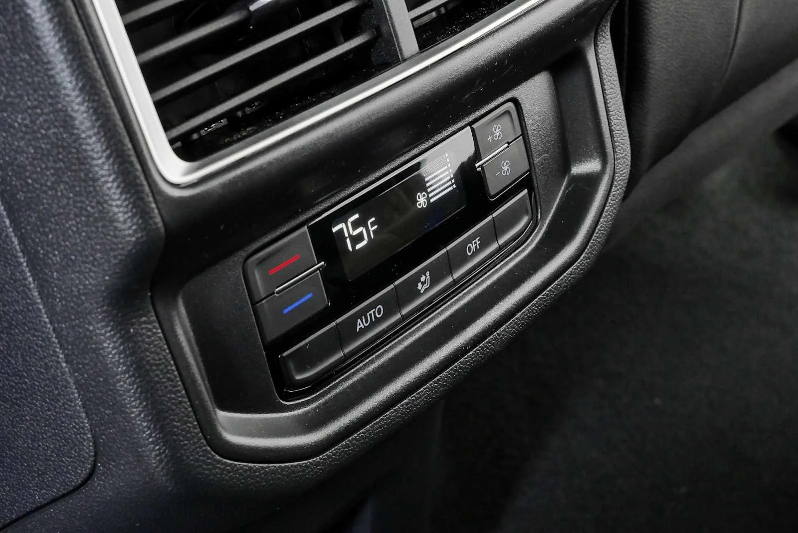 New 2026 Opal White Pearl Volkswagen 2.0T Peak Edition image 19