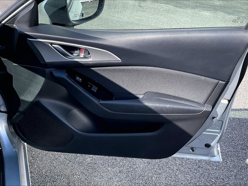 Used 2017 Sonic Silver Metallic Mazda Sport image 12