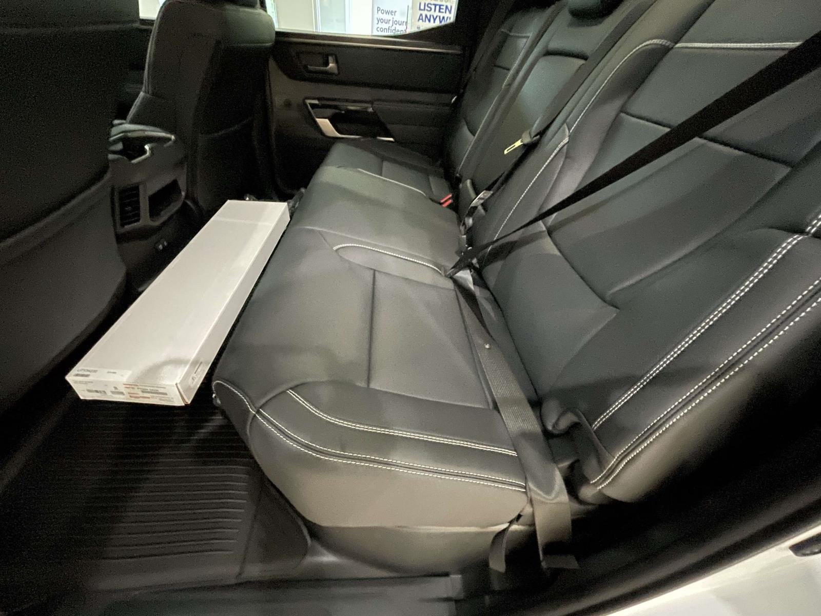 2026 Toyota Tundra Limited - Photo 9