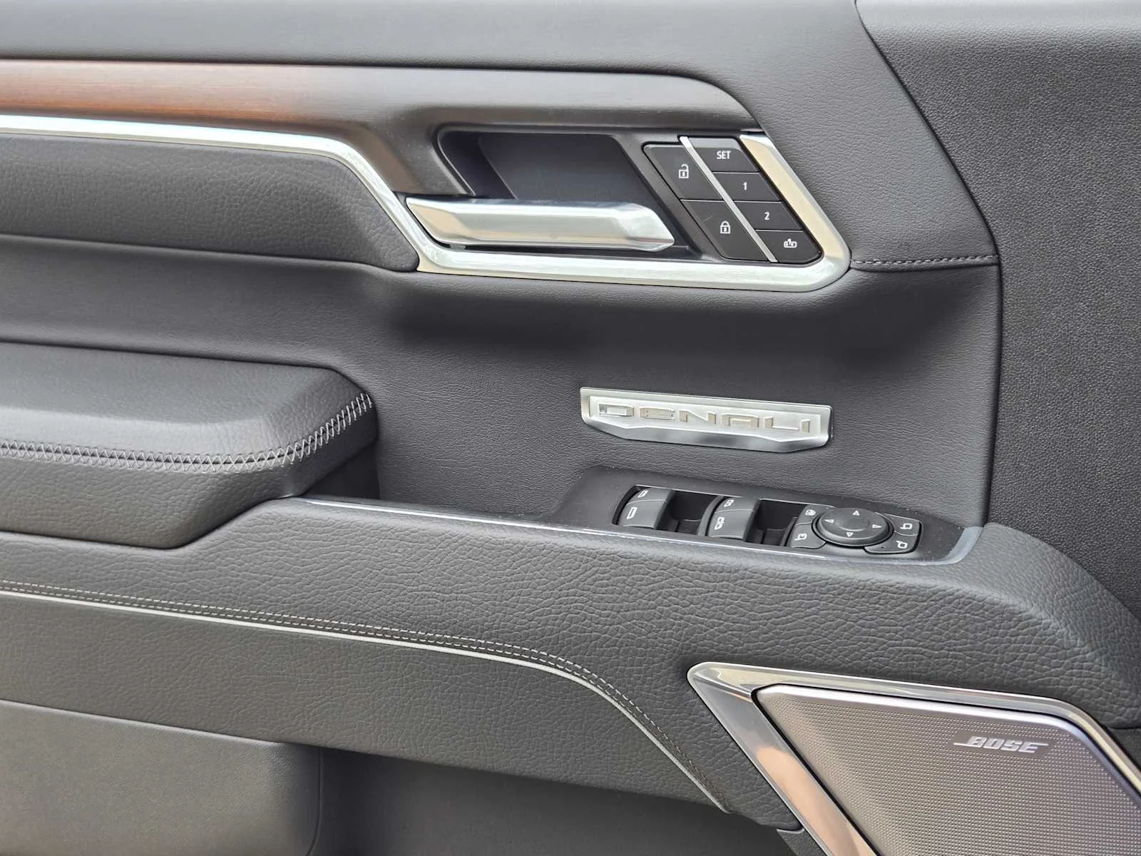 2026 GMC Sierra 1500 Denali - Photo 15