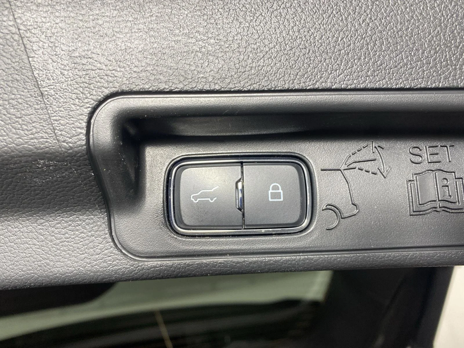 Used 2024 Agate Black Ford XLT image 29