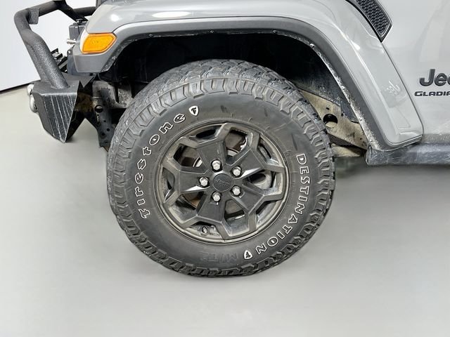 Used 2021 Gray Jeep Sport image 6