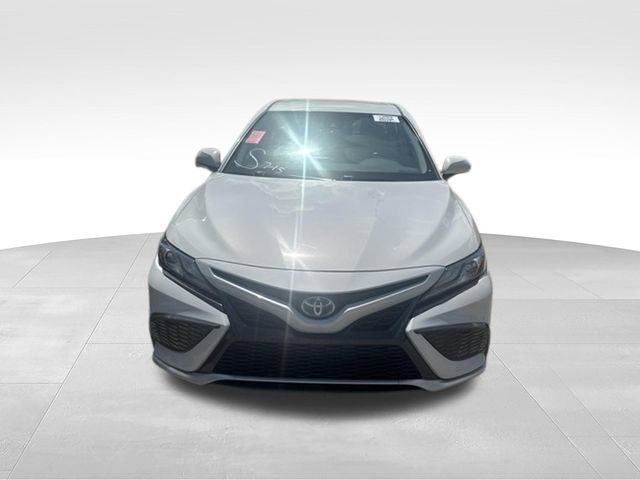Used 2022 Gray Toyota Hybrid XSE image 33