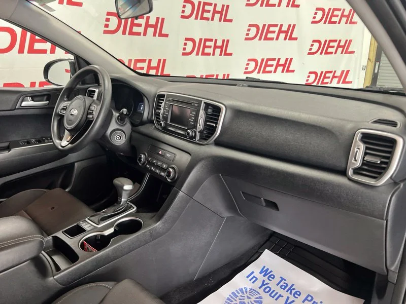 Used 2017 Red Kia LX image 13