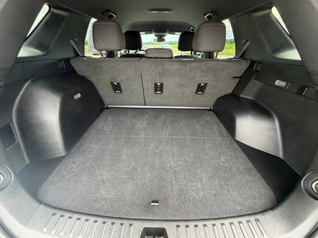 Used 2025 Gray Chevrolet LT image 26