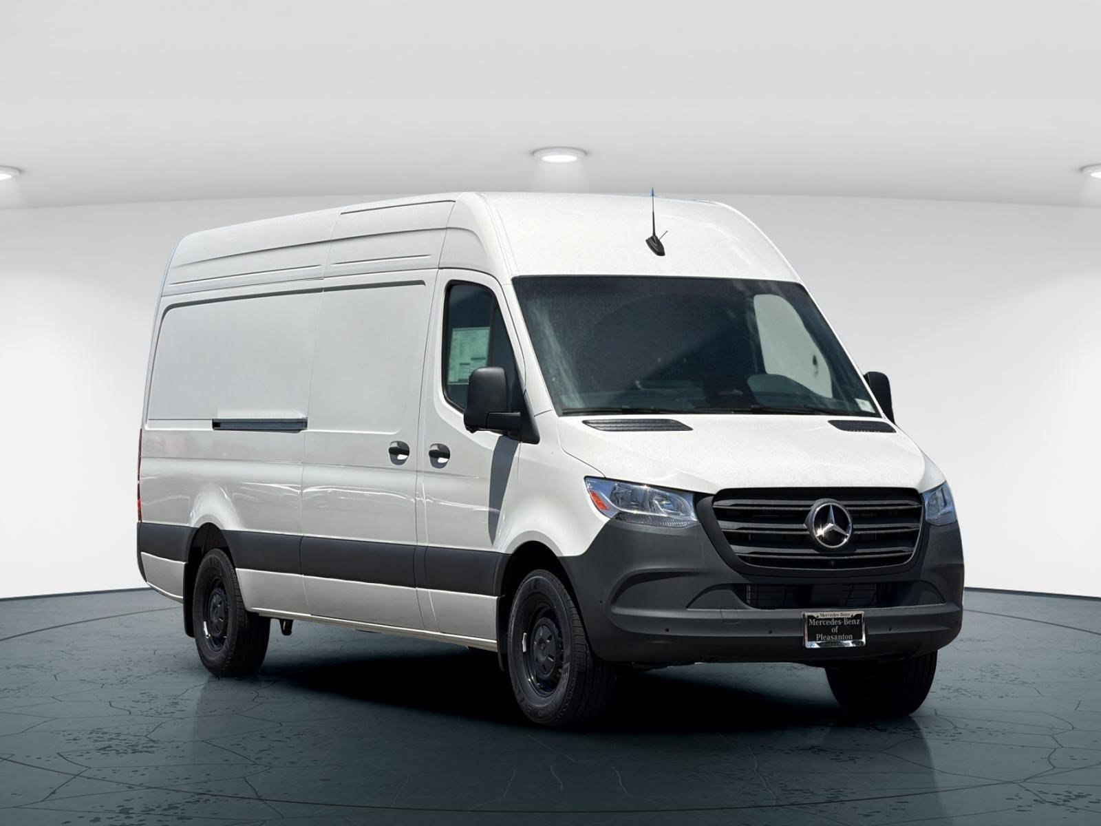New 2026 Gray White Mercedes-Benz 2500 High Roof HO Diesel 170 WB image 8