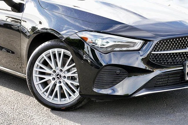 Used 2025 Black Mercedes-Benz CLA 250 image 3