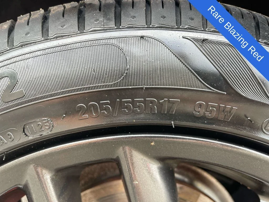 Used 2013  MINI Base image 2