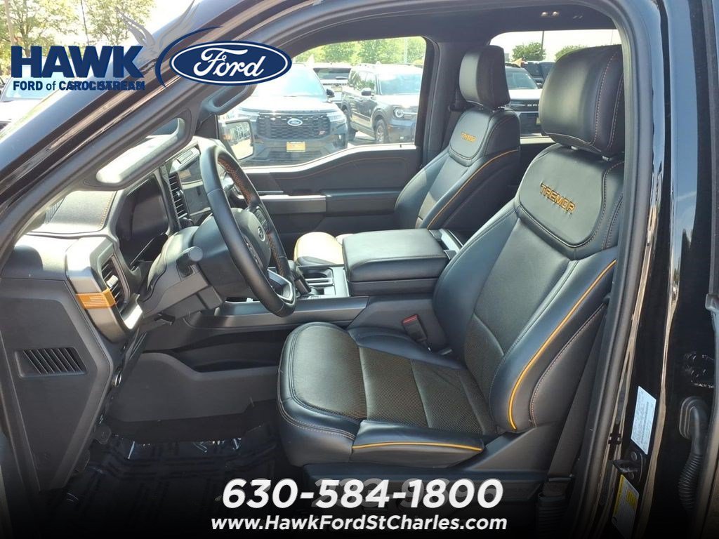 Used 2025  Ford Tremor image 27
