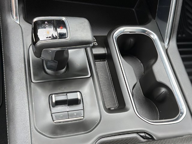 Used 2023  GMC Denali image 23