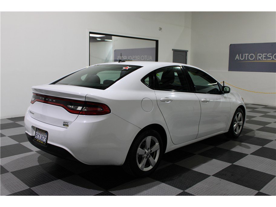 2016 Dodge Dart SXT photo 4