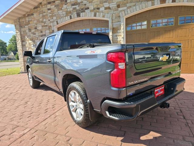 Used 2022 Shadow Gray Metallic CHEVROLET CUSTOM image 5