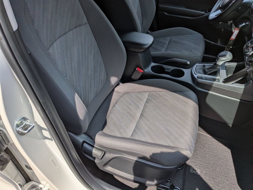 Used 2024 White Kia LX image 24