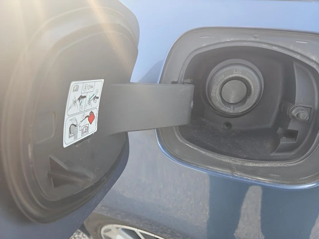 Used 2019 Blue Diamond Metallic Lincoln Standard image 32