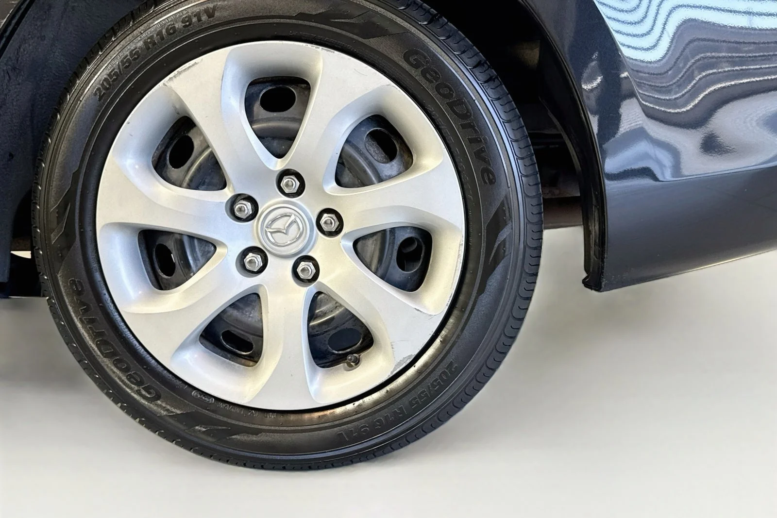 Used 2013 Black Mica Mazda i SV image 26