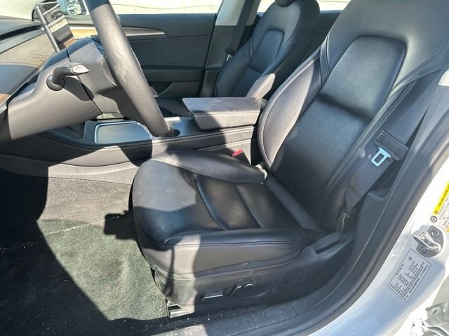 Used 2022 White Tesla Long Range image 14