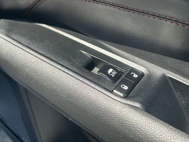 Used 2024 Silver Jeep Trailhawk image 31