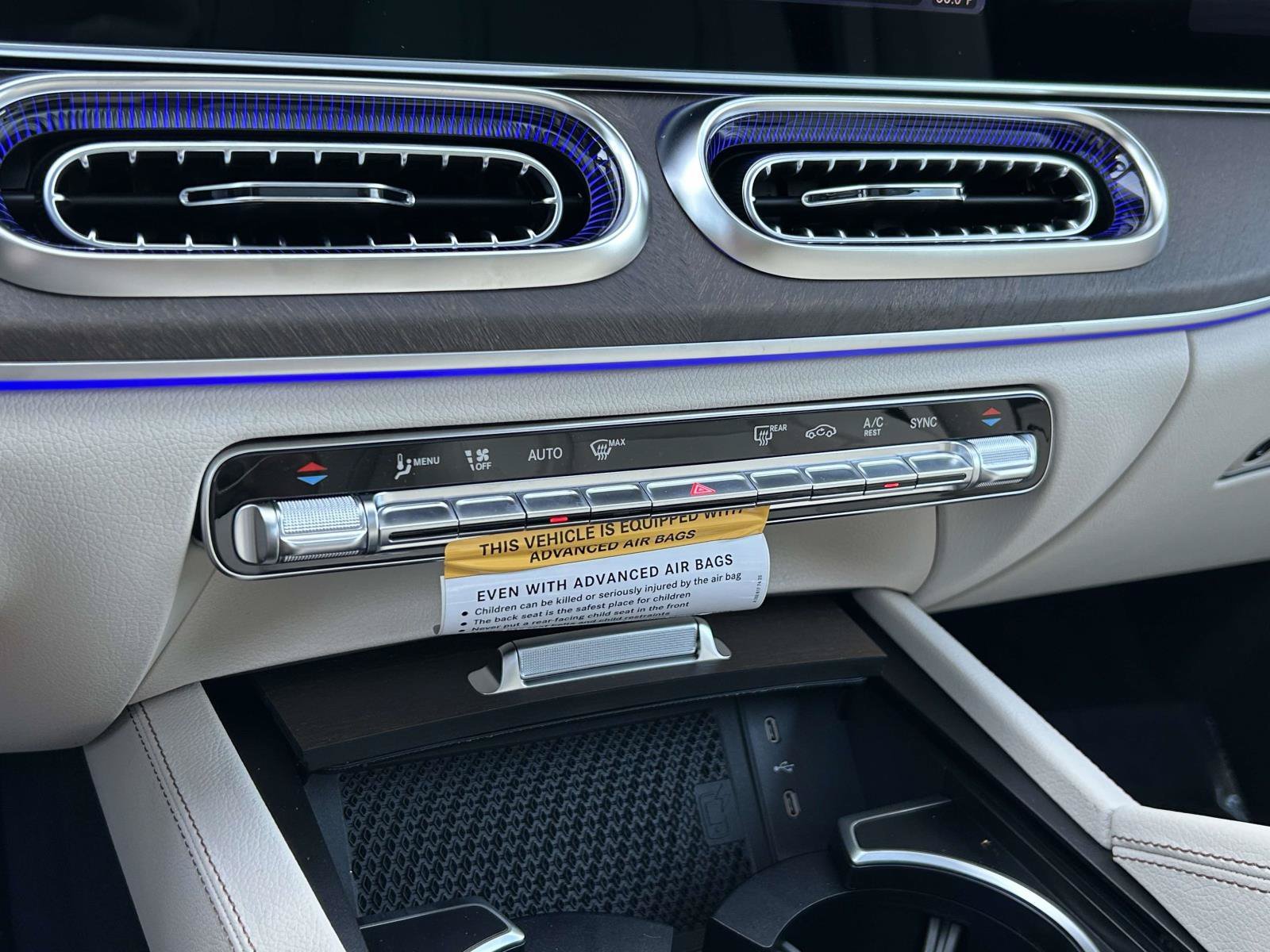 New 2027 Polar White Mercedes-Benz GLS 450 4MATIC® SUV image 32