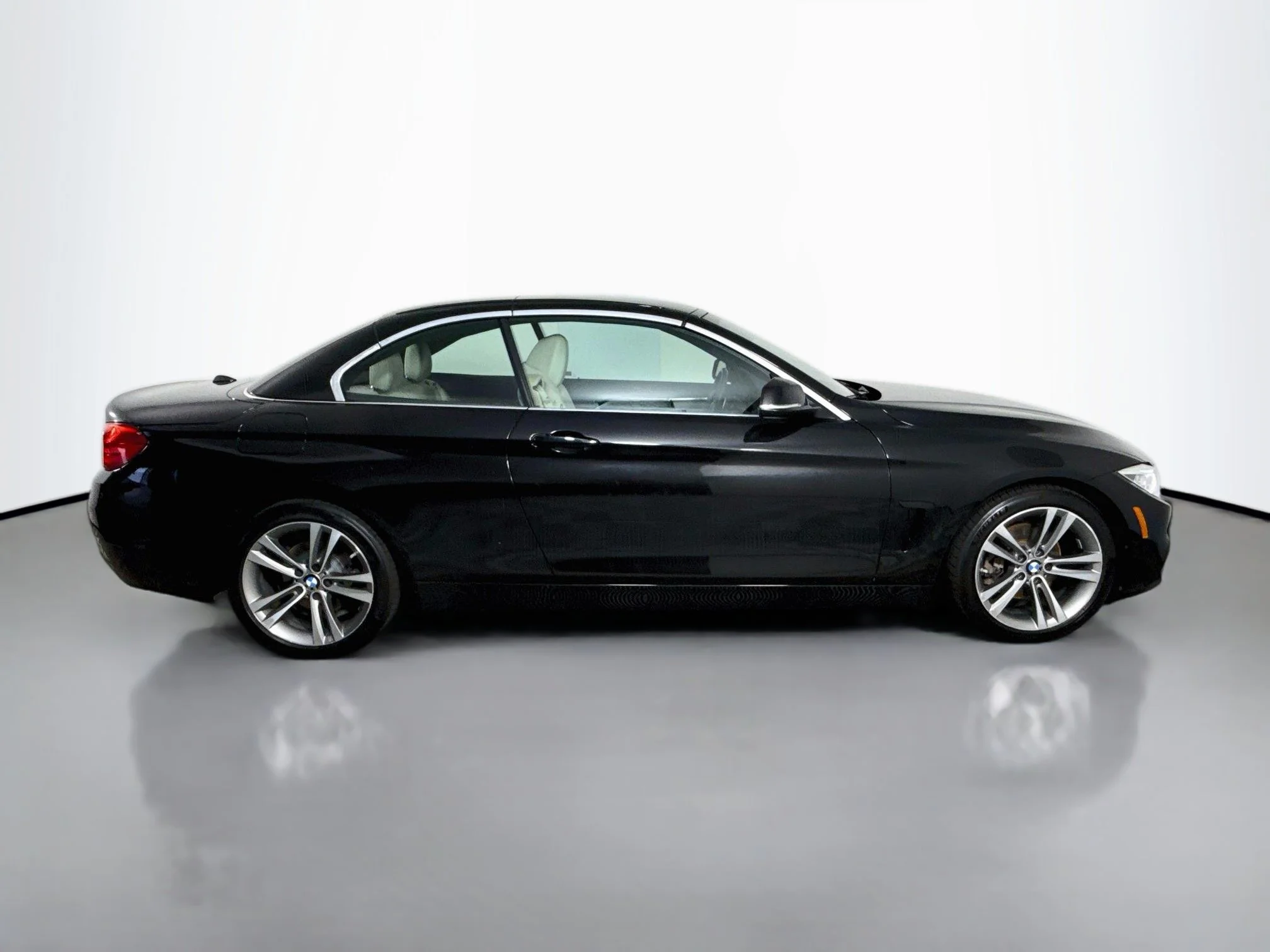 Used 2016 Black Sapphire Metallic BMW 428i xDrive image 8