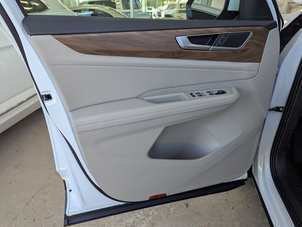 2026 Volkswagen Atlas SE - Photo 17