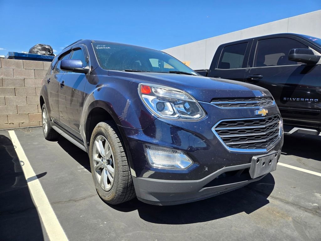 2017 Chevrolet Equinox LT's photo