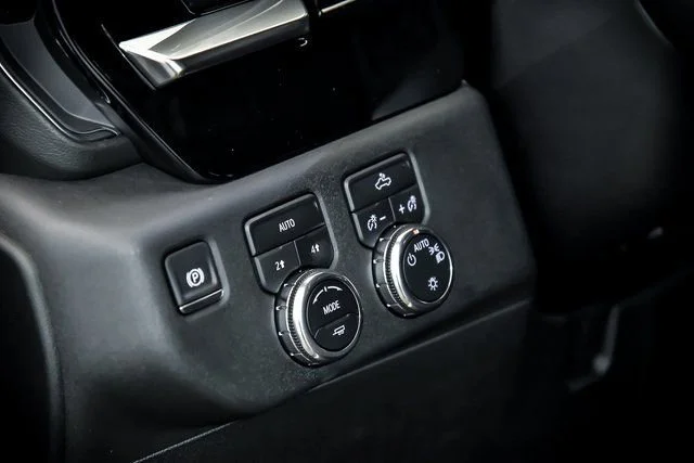 2025 GMC Sierra 1500 SLE - Photo 11