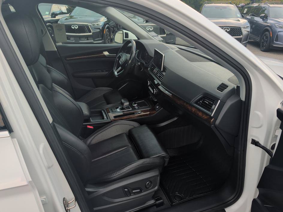 Used 2018 Ibis White Audi Premium Plus image 12