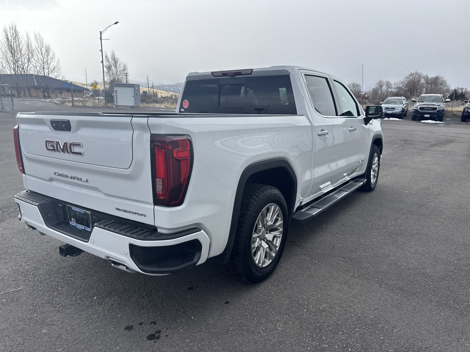 Used 2024 White GMC Denali image 4