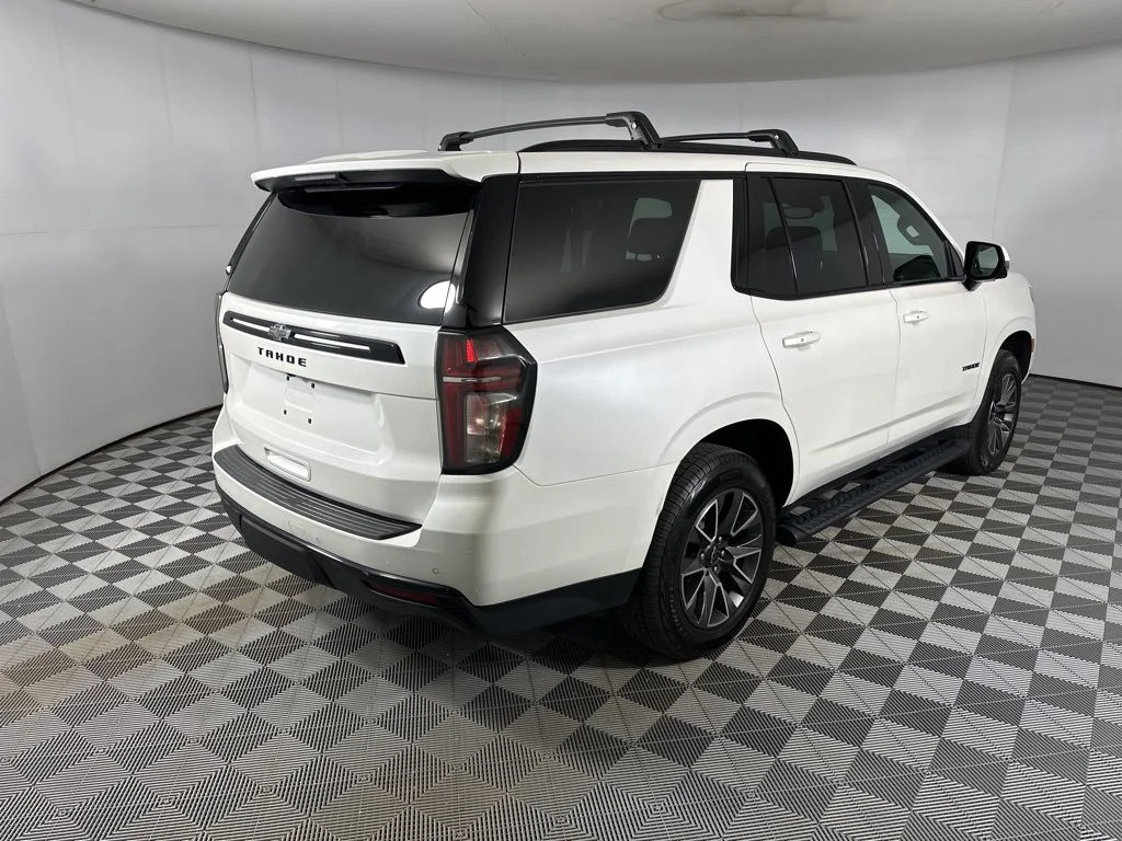 Used 2023 Beige Chevrolet Z71 image 9