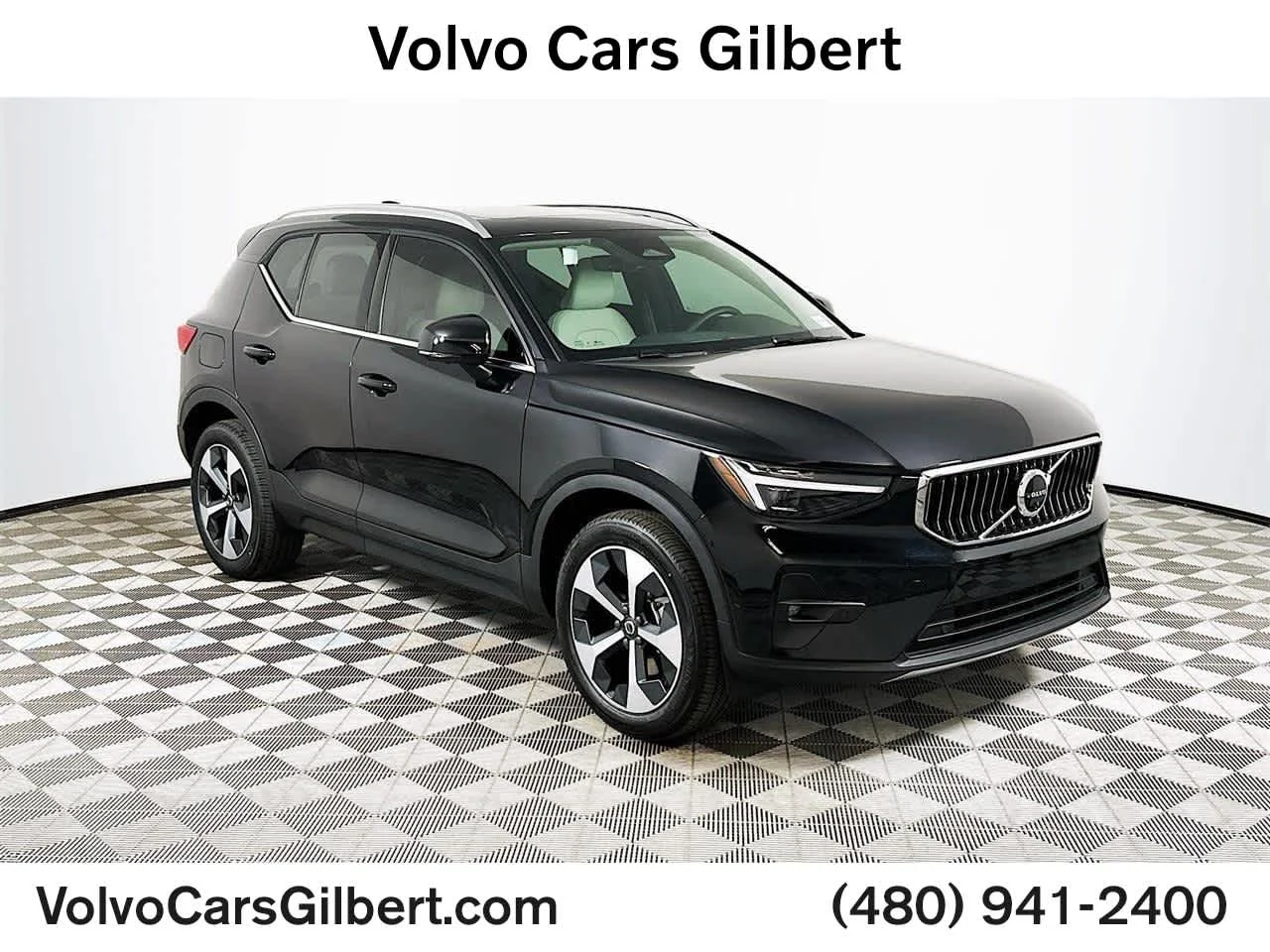 2025 Volvo XC40