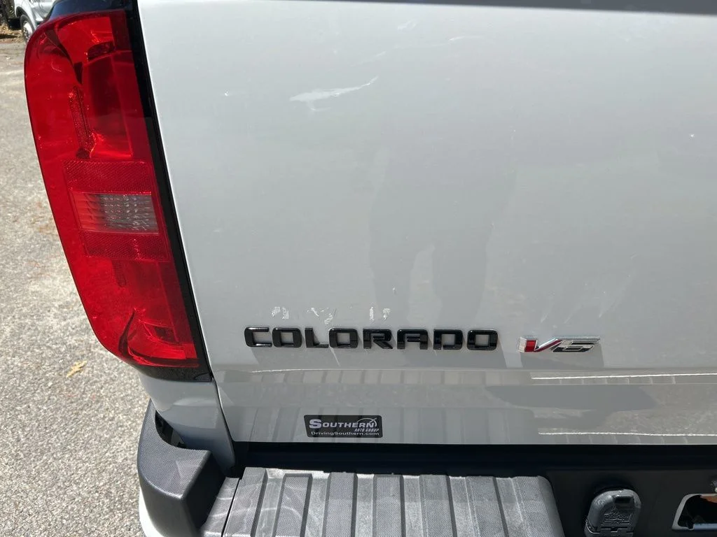 Used 2020 White Chevrolet Z71 image 10
