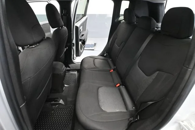 2017 Jeep Renegade Latitude - Photo 34