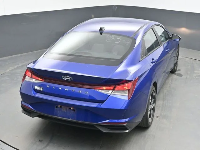 Used 2023 Blue Hyundai SEL image 25