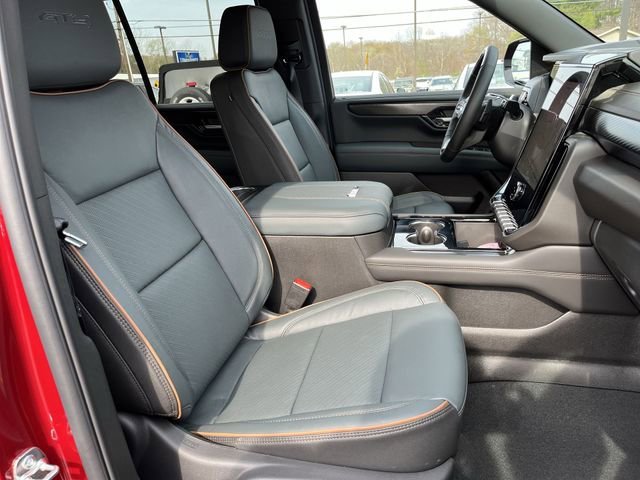 2026 GMC Yukon AT4 - Photo 28